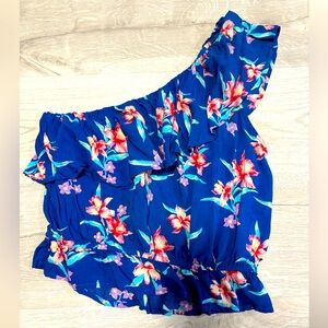 Asymmetrical American Eagle women’s top with tropical floral design size SMALL